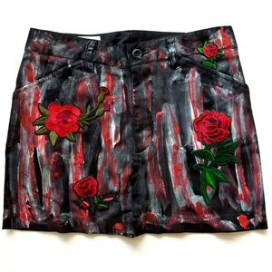 Tropicália Red Roses Mini Skirt